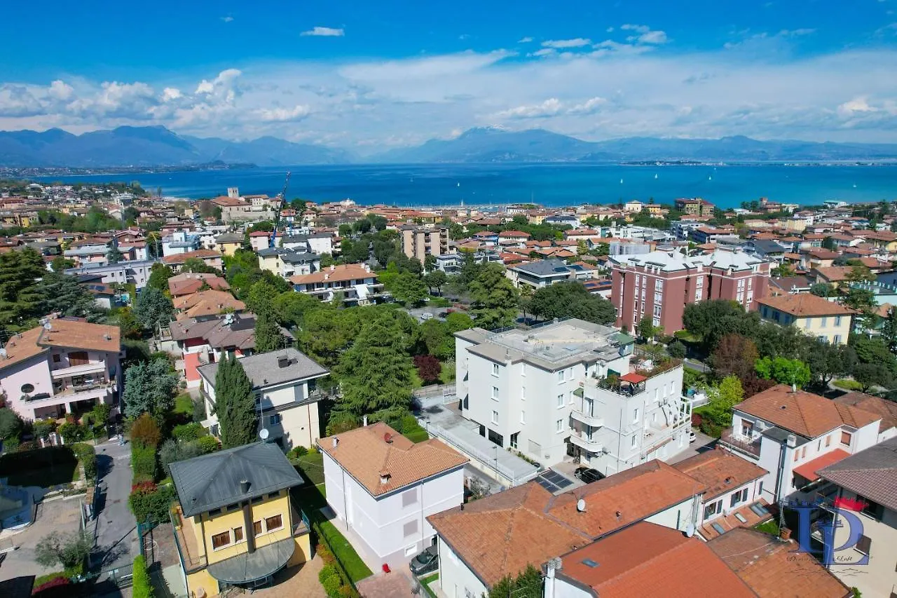 Desenzanoloft Official Partner Marriott Homes & Villas - Cappuccino Apartment Desenzano del Garda